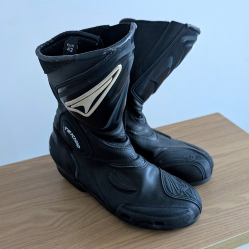 Used black teknic lightning - black,